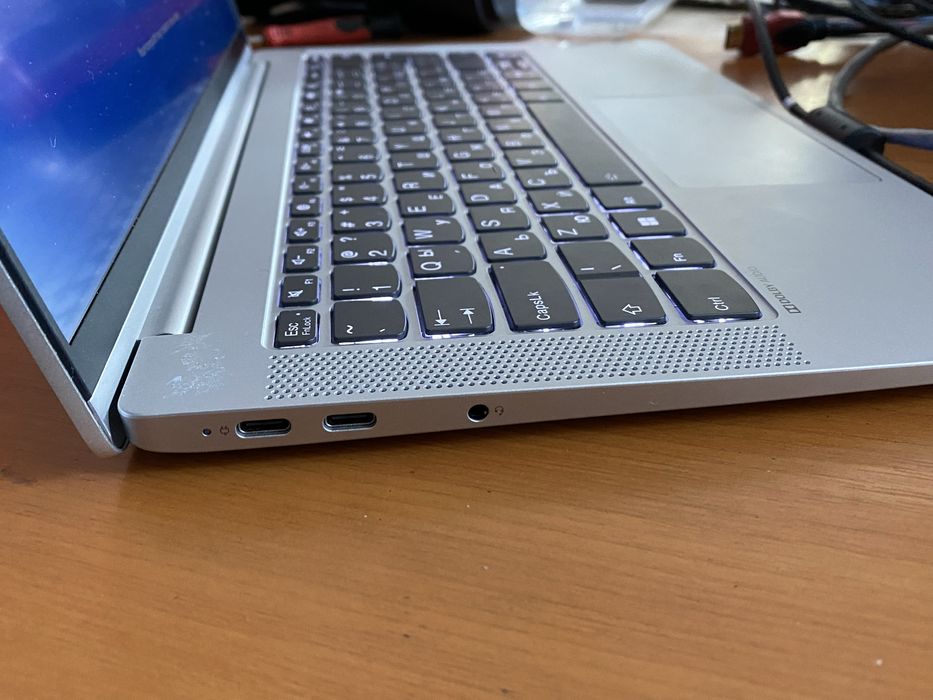 Лаптоп Lenovo Idepad 5G