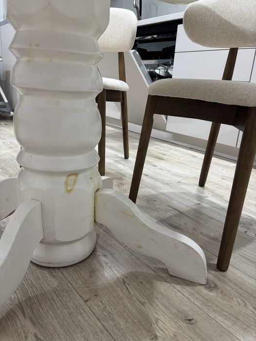 Продам круглый стол!