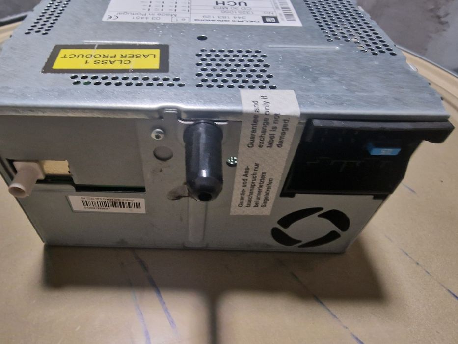 Vând radio CD MP3 --Opel Zafira