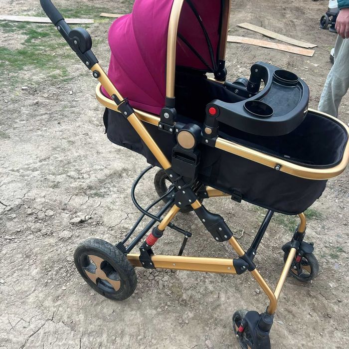 Продам коляску в хорошем состоянии бу