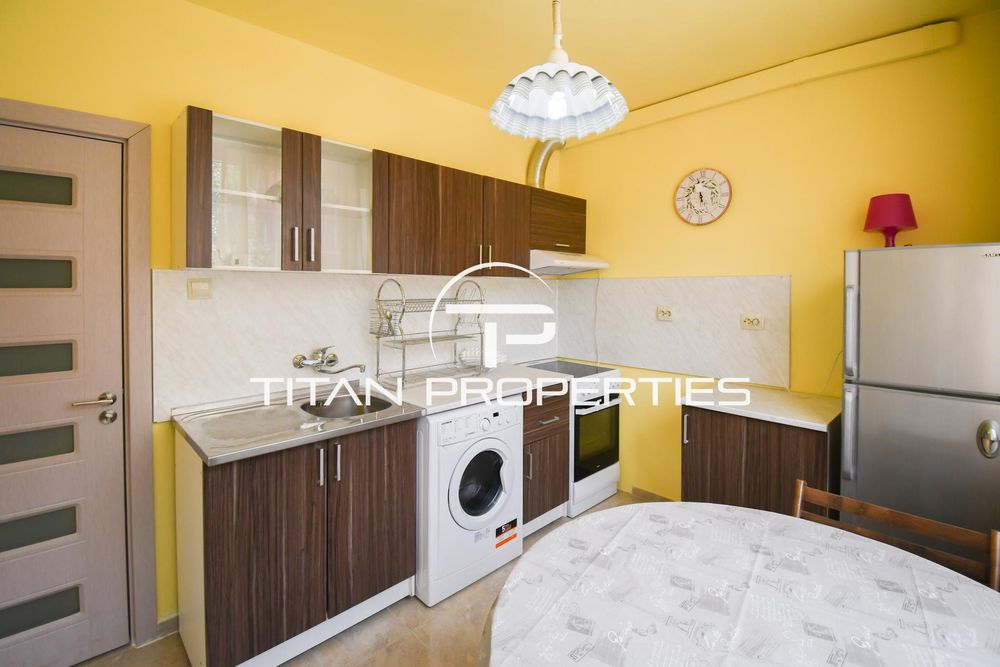 Дава се под наем Двустаен апартамент в София, Лозенец - 75 кв.м за 715 € - Снимка #2