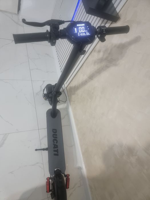 Trotineta Ducati pro || evo