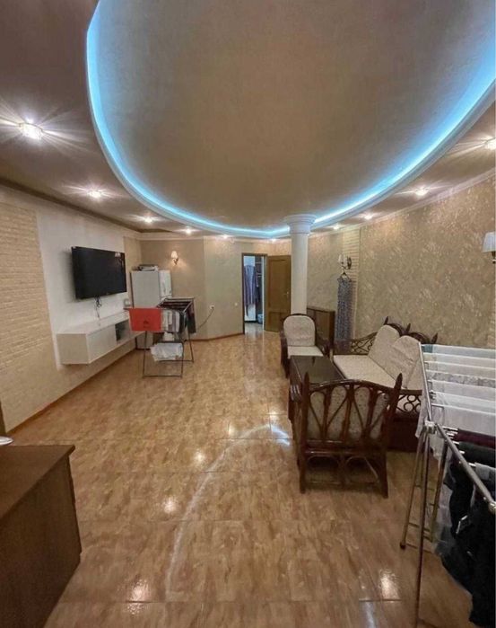 Гостиница России-Сдается дом из 10 комнат в самом центре города!