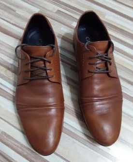 Vând pantofi piele, mărime 40