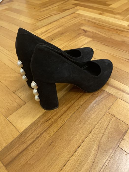 Обувки велур