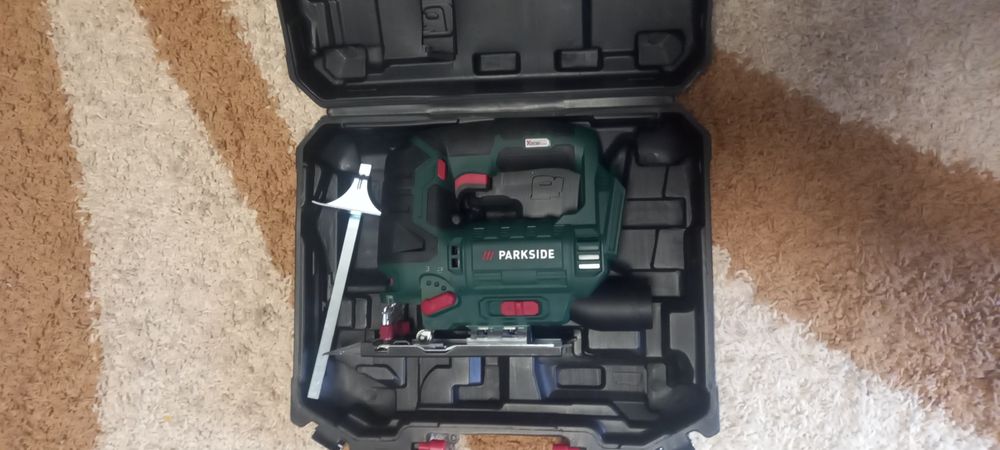 Fierăstrău pendular parkside