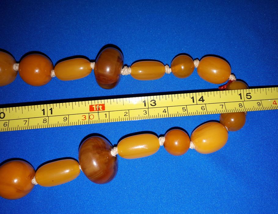 Стара кехлибарена / бакелитена огърлица гердан кехлибар/бакелит 193 гр