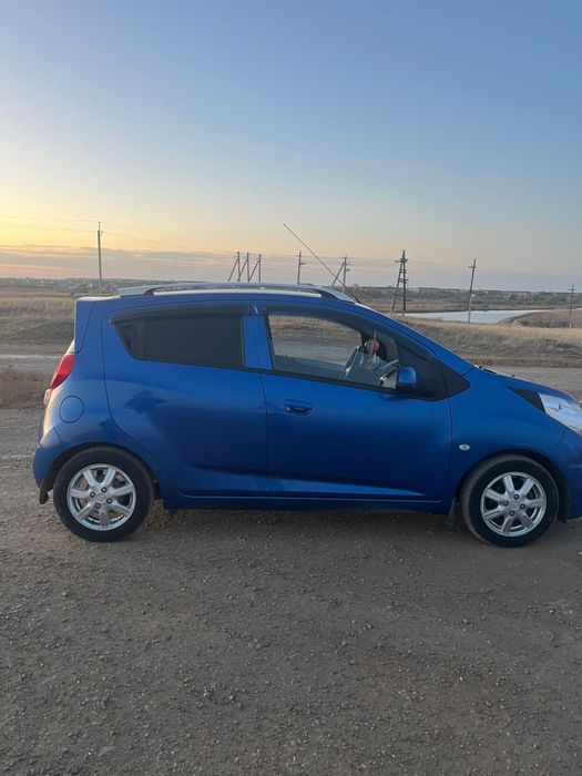 Продам машину Ravon R2