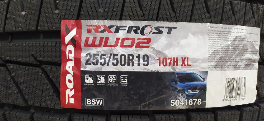 255/50R19 Roadx WU02