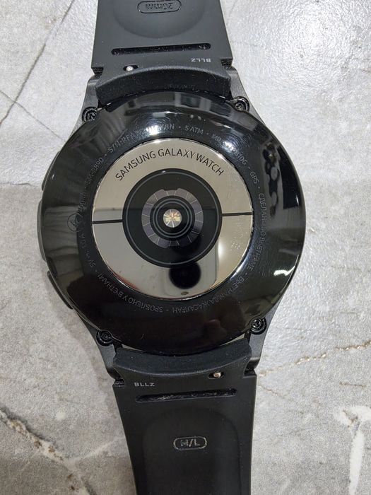 Продам samsung galaxy watch 4 classic 46 mm