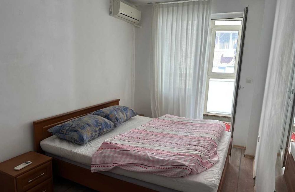 Дава се под наем Тристаен апартамент в Варна, Гръцка махала - 118 кв.м за 700 € - Снимка #6