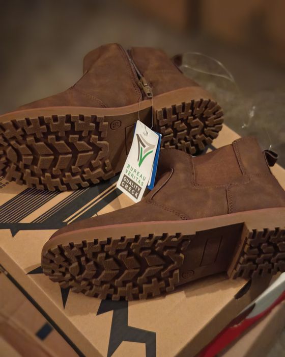 Vânzare bocanci/ghete iarna pt  copii 30/35