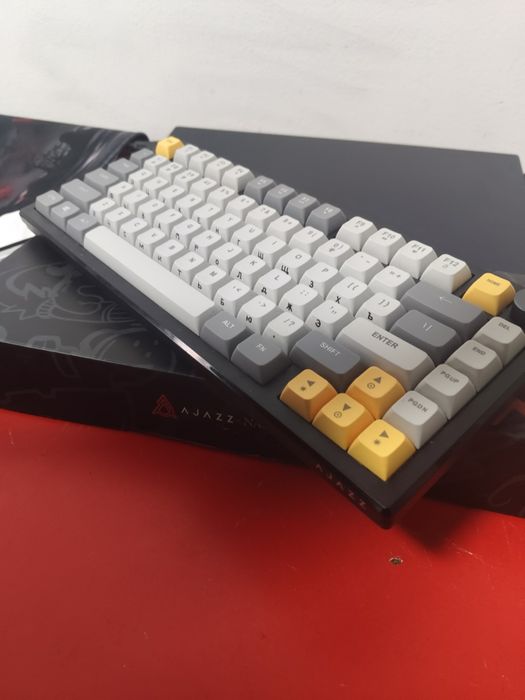 Клавиатура  бренд: Ajazz