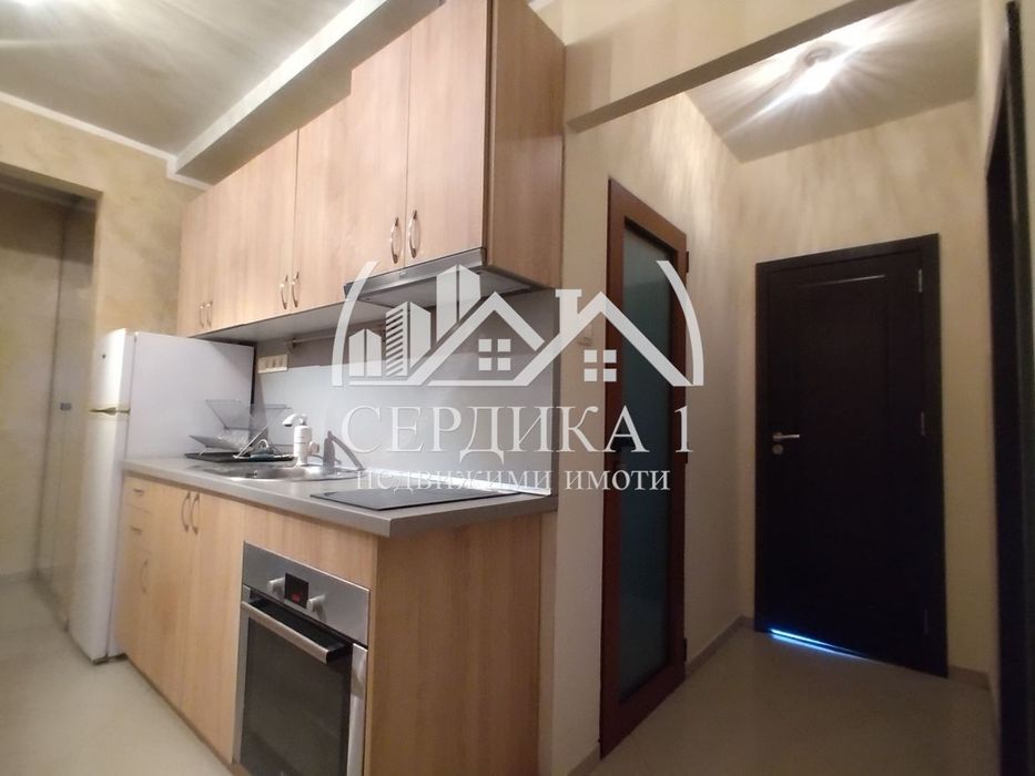 Дава се под наем Тристаен апартамент в София, Младост 4 - 70 кв.м за 598.23 € - Снимка #1