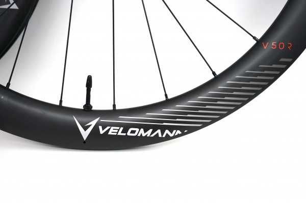 Roti cursiera Velomann V50R Carbon Clincher și tubeless ready