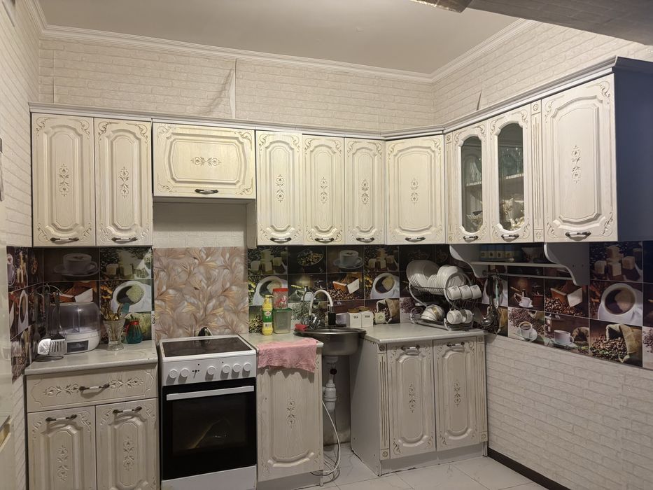 Кухня продаем,50000тг