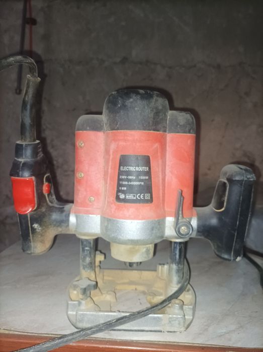 Фрезер ручной в хорошем качестве фрезер сотилади