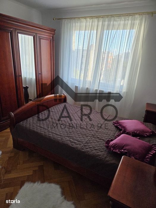 Închiriez apartament cu 3camere