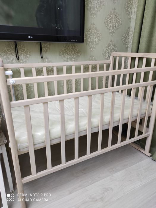 Детская кроватка