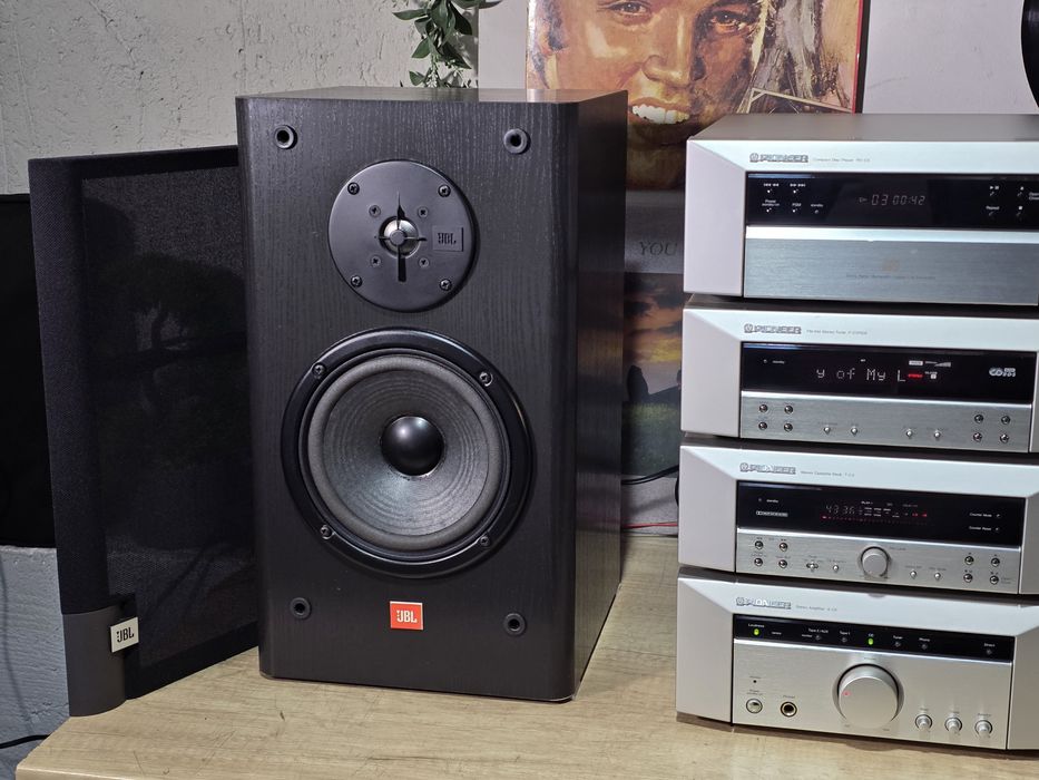 Linie audio PIONEER C5, boxe JBL LX-300 MK2, hifi stereo