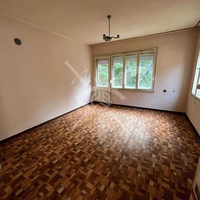 Етаж от къща с гараж в Асеновград 69453