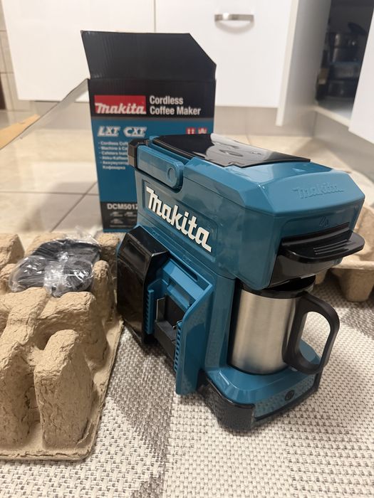 Aparat cafea makita portabil
