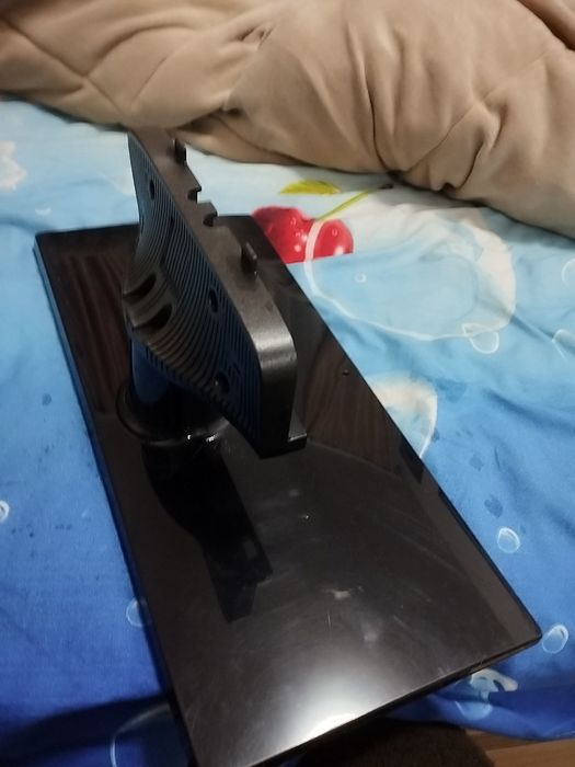 Tv. Samsung led ,cu diagonalade 80 cm