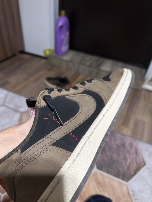 Air jordan low cactus jack