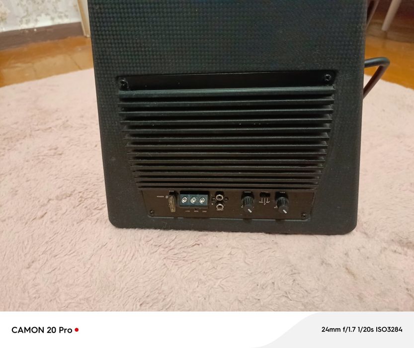 Продам сабвуфер новый