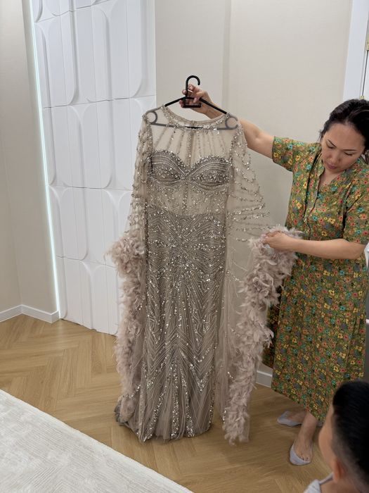 Продам Вечернее Элегантное Платье