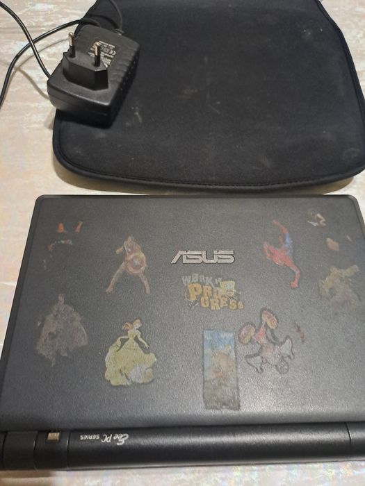 Мини неутбук ASUS