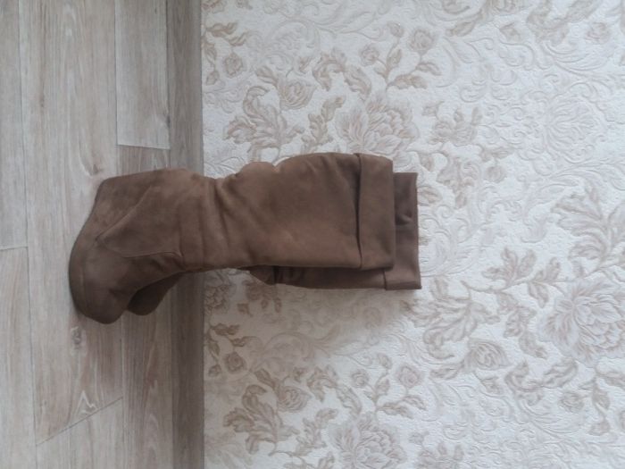 Продам новые зимние сапоги