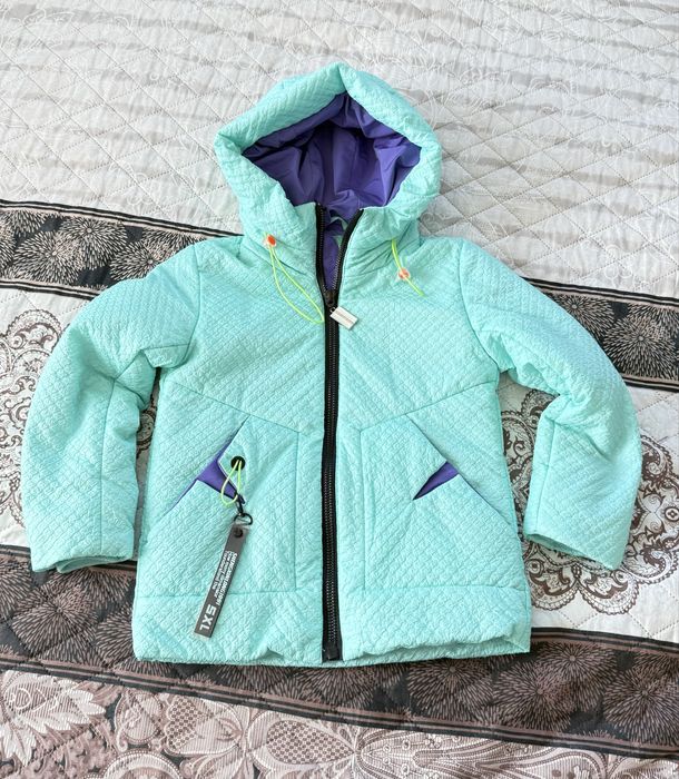 Куртки на девочку