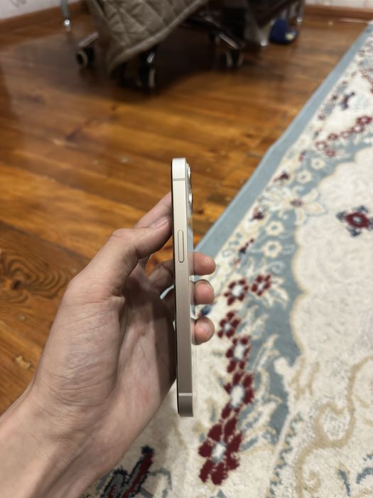 iPhone 13 сатылады