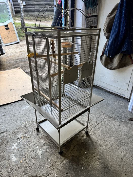 Кафез за папагал