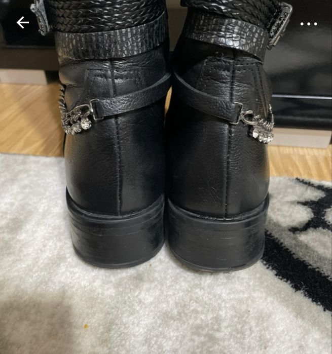 Cizme din piele neagra