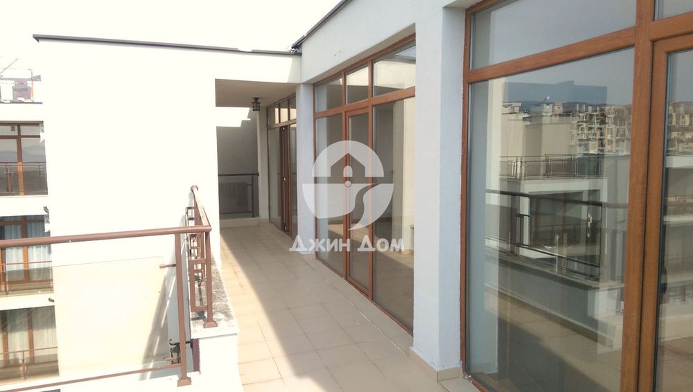 Продава се Тристаен апартамент в Свети Влас - 144 кв.м за 1200 €/кв.м - Снимка #4