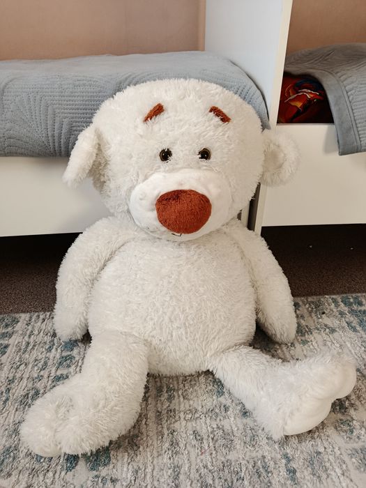 Плюшевый Медведь.