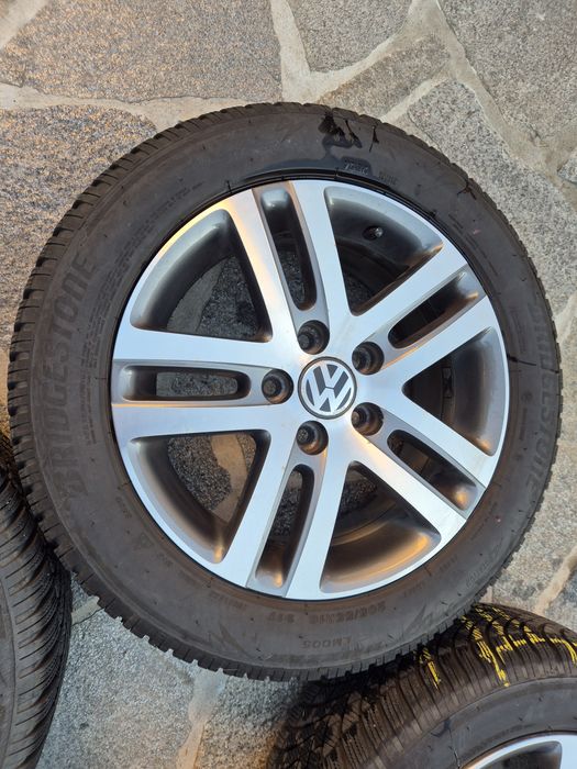 Комплект зимни Bridgestone Blizzak LM005 R16 с джанти VW