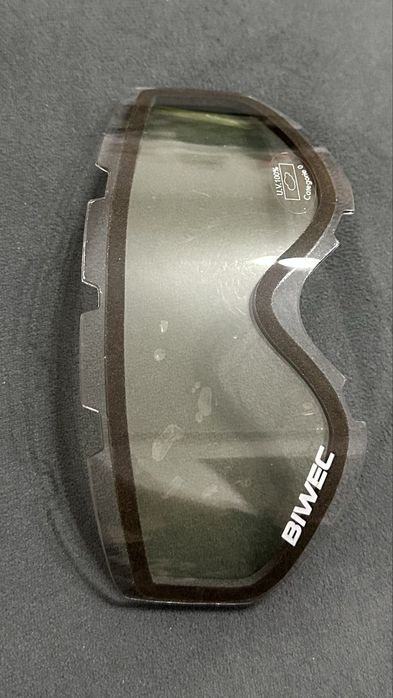 Продам лыжные очки