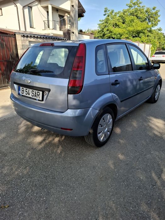 FORD Fiesta 2005 — imagine 3