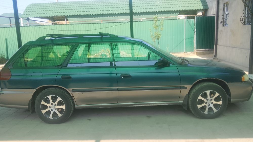 Продам Субару Легаси 1996