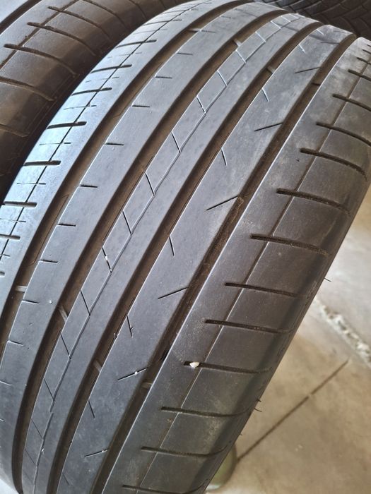 2 Anvelope de vară  255 55 r18 Vredestein