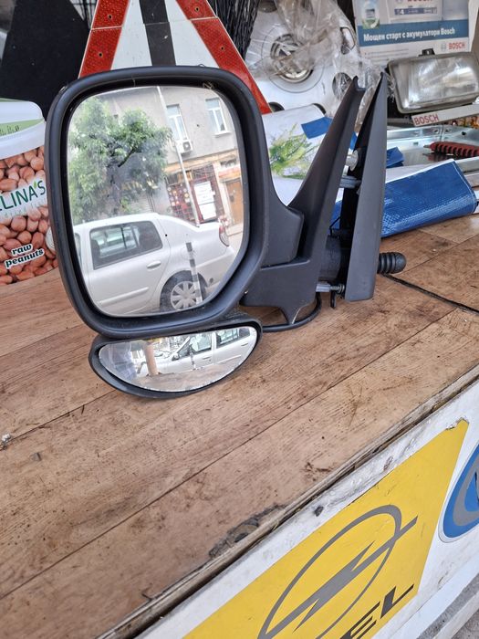 Оригинално огледало за Citroen Berlingo. Peugeot Partner ляво