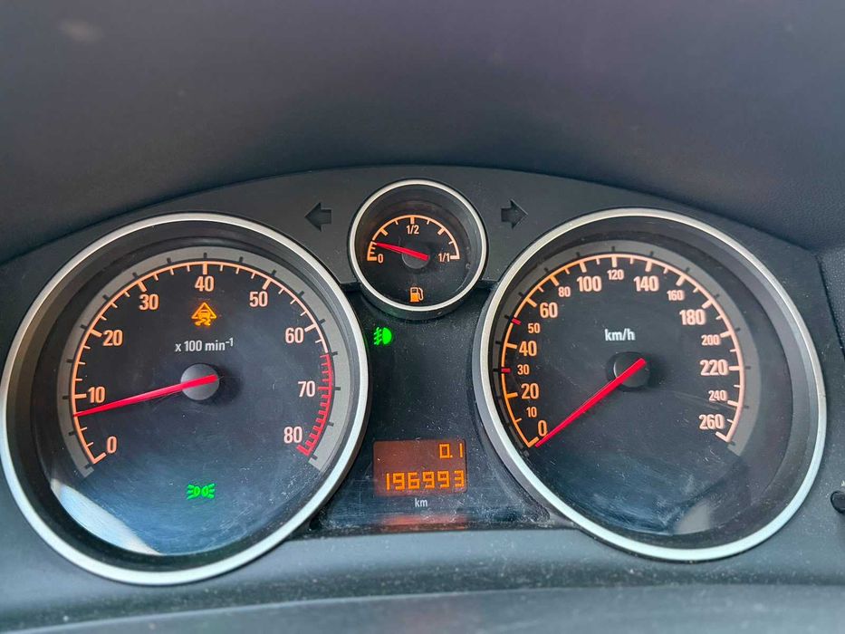 Auto Opel astra h
