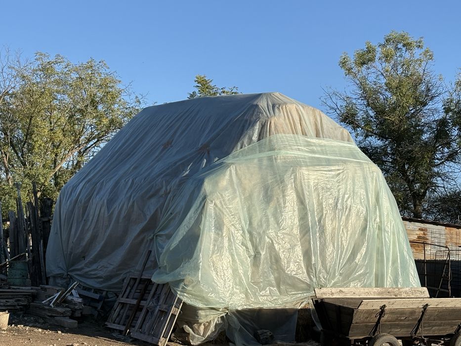 Vând baloți de vân