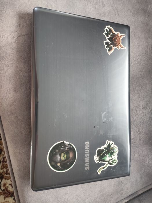 Продам ноутбук самсунг