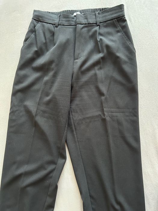 Pantaloni dama     .