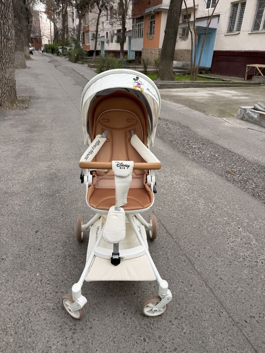 Продам коляску дрон-Mickey Mouse