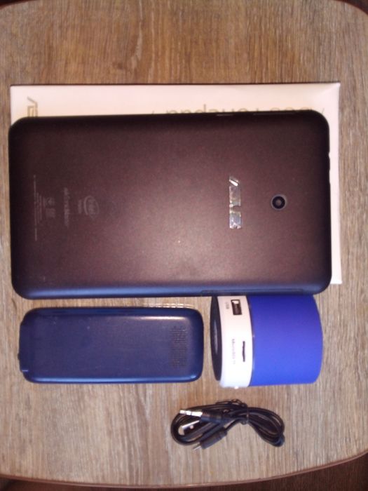 Продам планшет "Asus" .